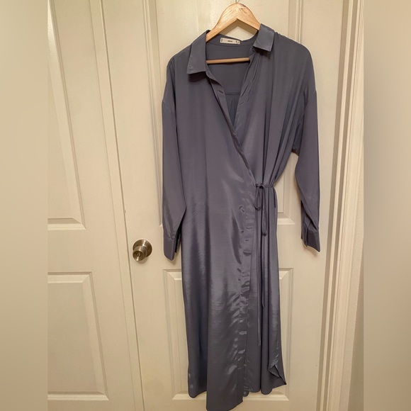 Mango wrapped Satin Dress - Picture 3 of 8